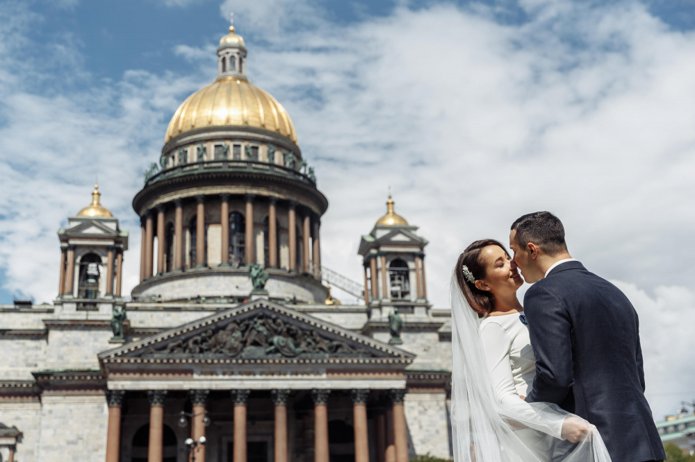 Исаакиевский собор зимой свадьба