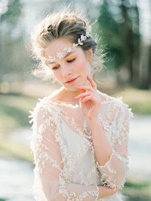 Задумчивый образ невесты