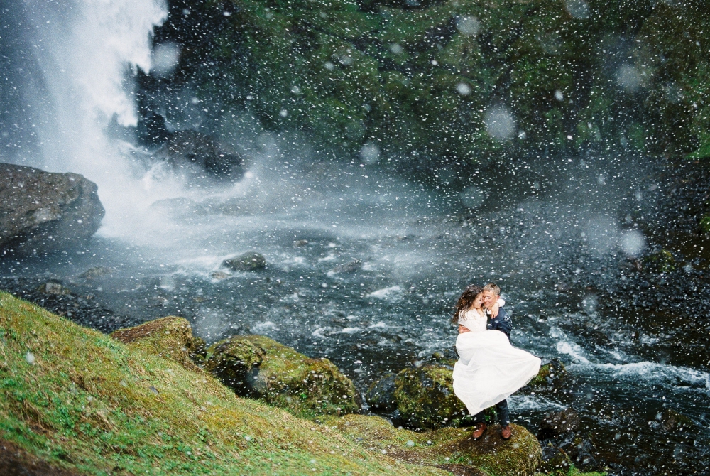 Wedding photoshoot in Montenegro https://nadtochiy.com