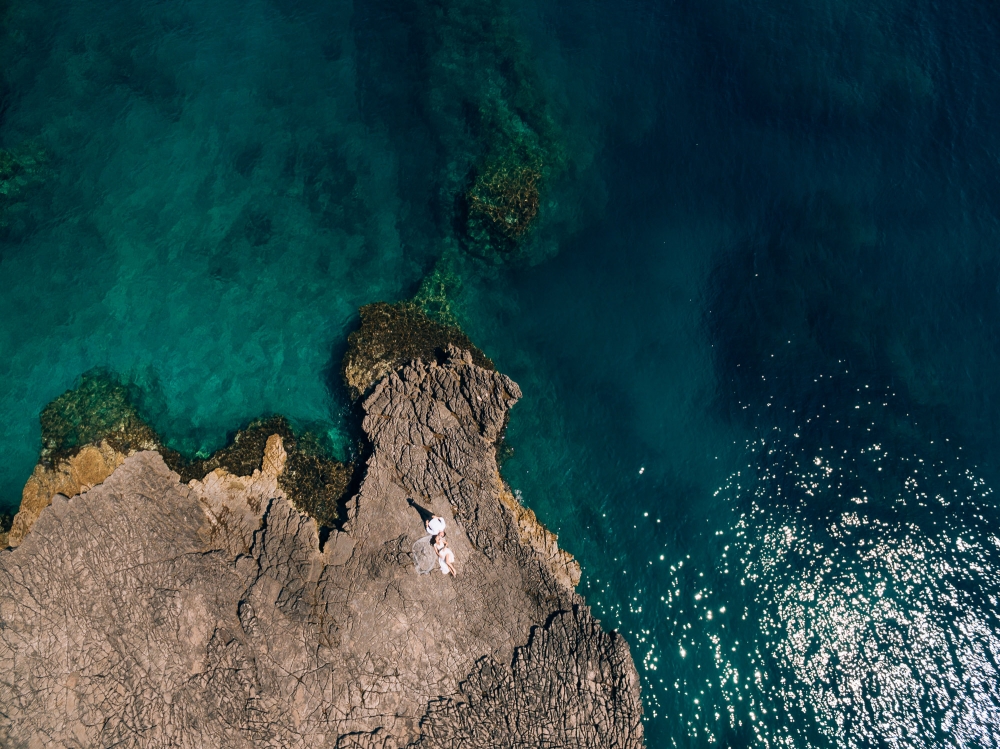 Wedding photoshoot in Montenegro https://nadtochiy.com