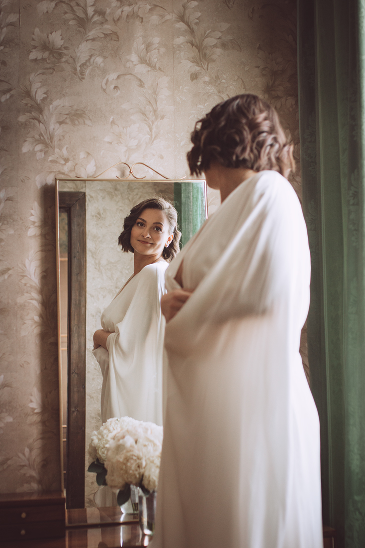 Сборы невесты Александры и эстетика Петербургских квартир