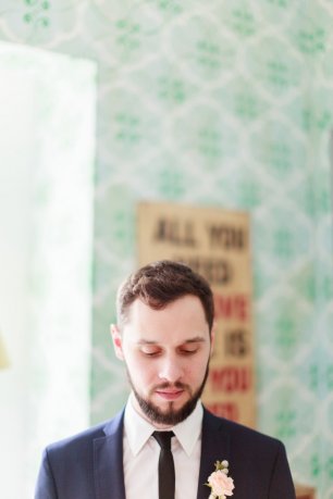 Жених - фотосессия в студии