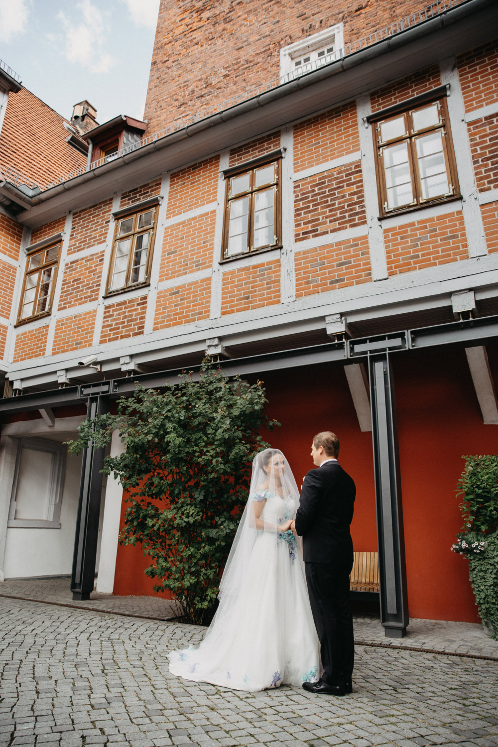 Свадьба в Гамбурге. Леннон и Лиля.