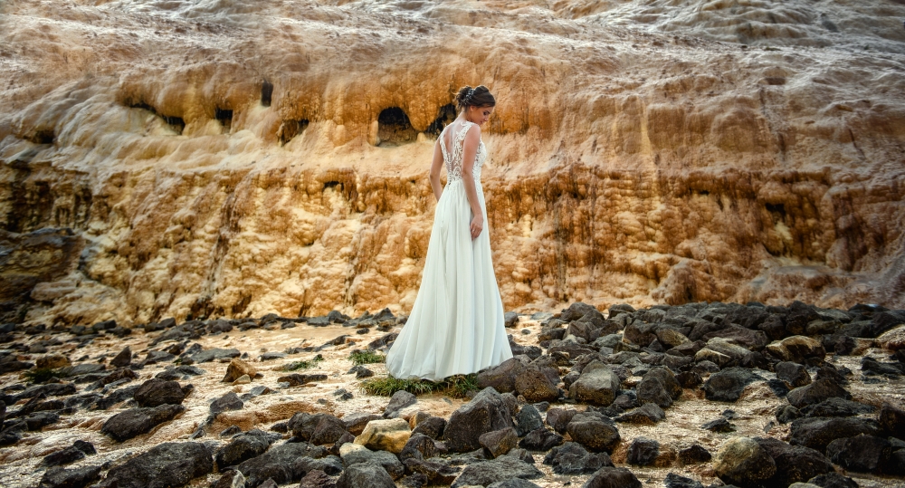 Невеста в горах Казбек