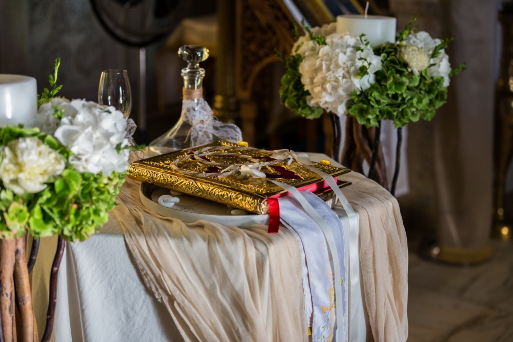 украшение церкви, свадьба Юли и Теодора, Афины, Греция