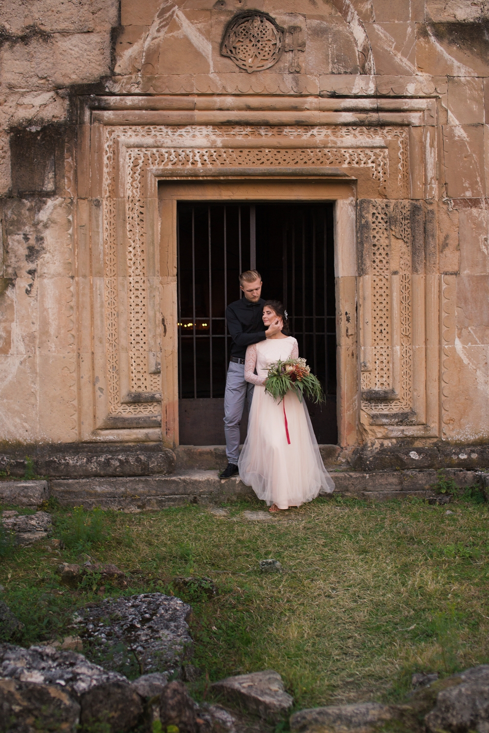 Катя и Алексей, Бедийский храм, Абхазия