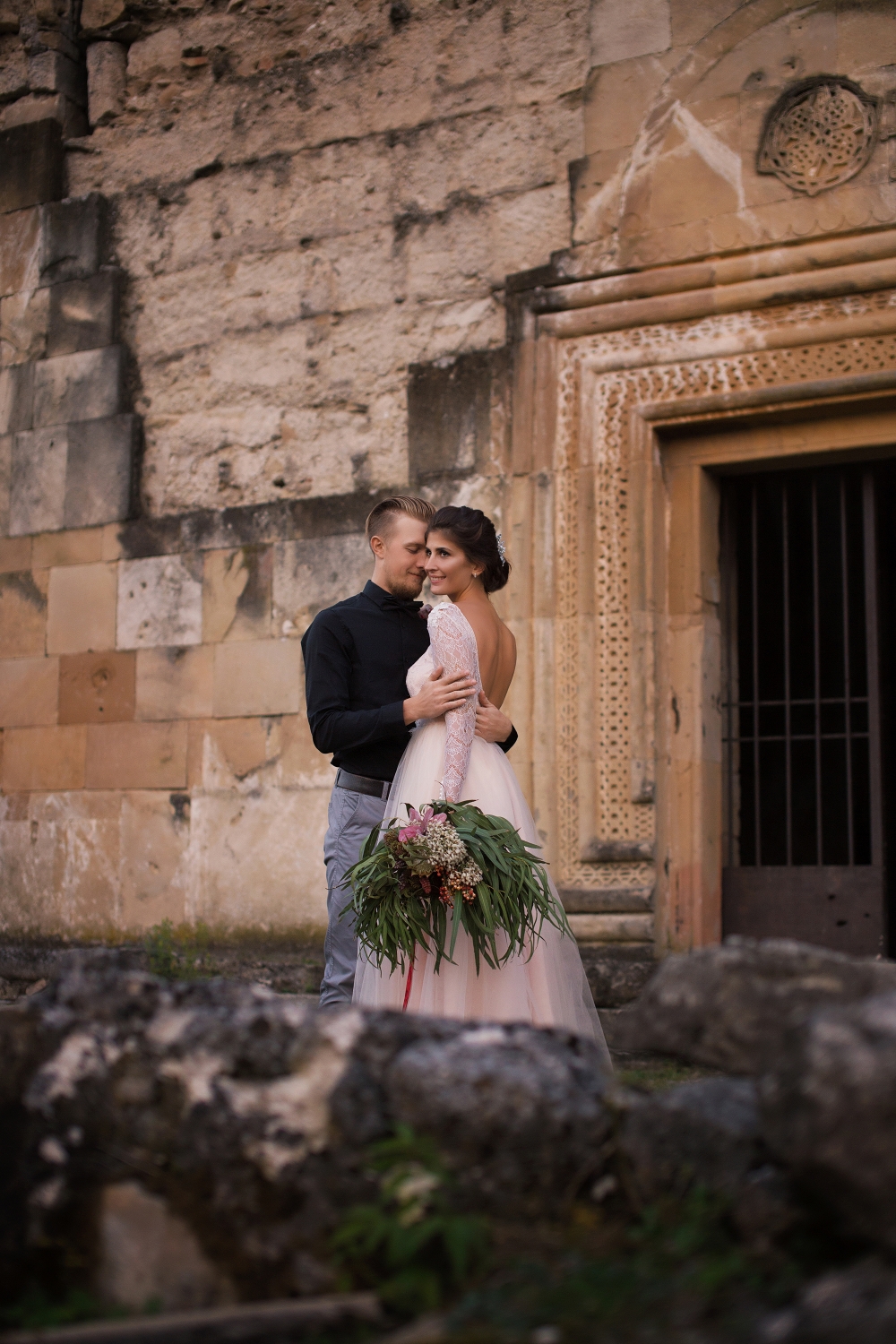 Катя и Алексей, Бедийский храм, Абхазия