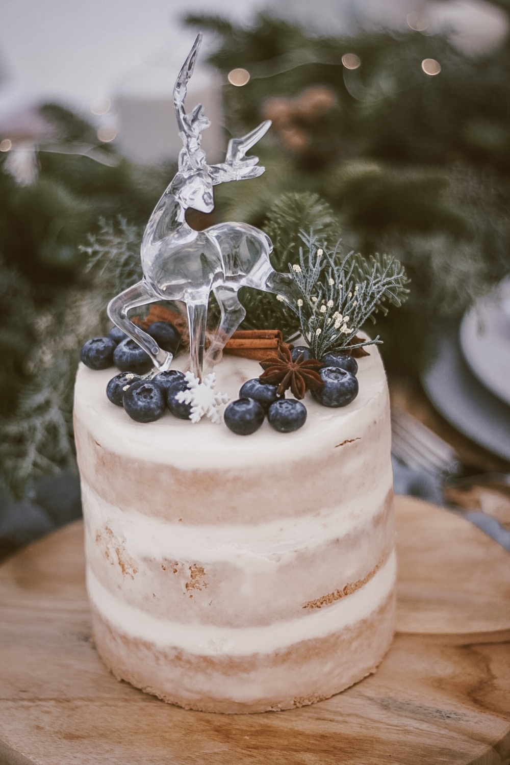 buttercream, торт зимний, зимний торт на свадьбу, зимнее украшение торта,  свадьба в стиле рустик зима, зимний свадебный торт, Свадебный фотограф  Москва