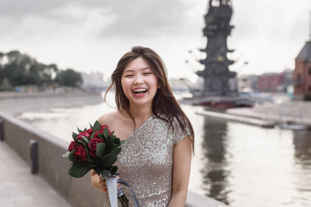 Девичник. Одинаковые платья подружек невесты.