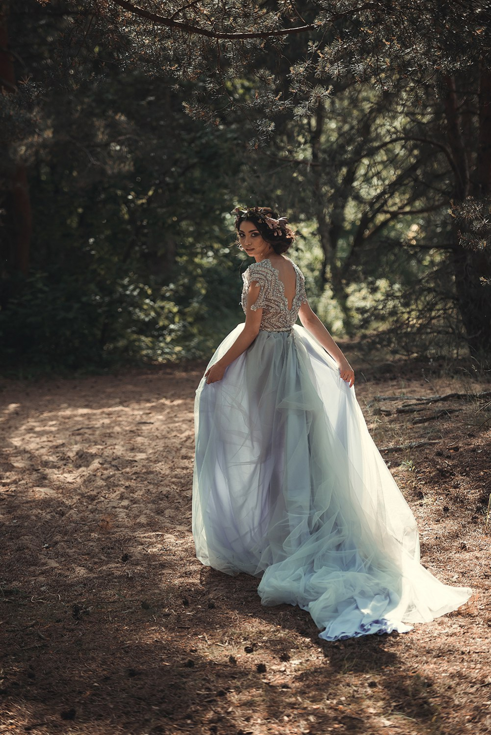 Свадьба в лесу