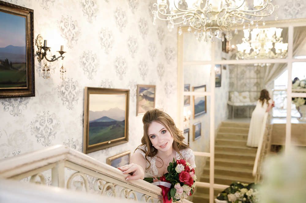 Невеста в ресторане