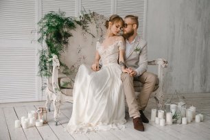 Студийная свадебная фотосессия. Жених и невеста