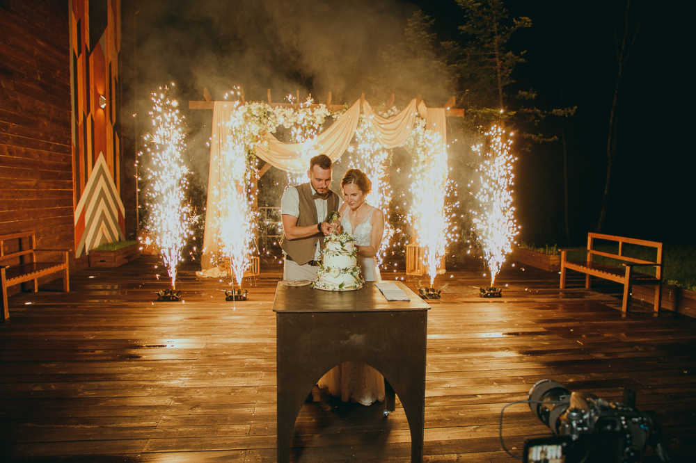 25.08.2018 Ангар Катерина и Денис 