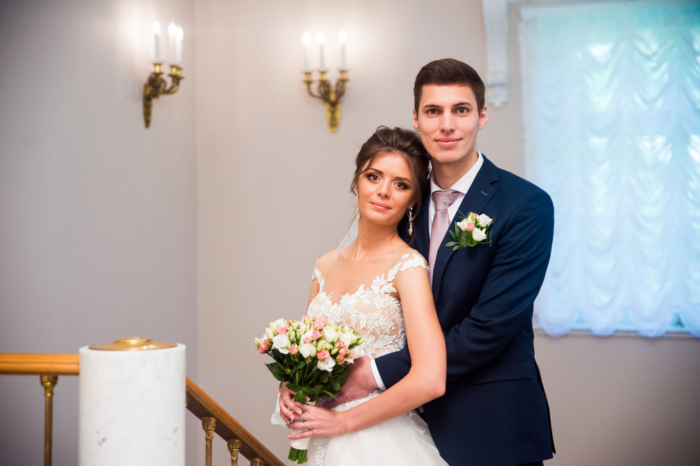 https://svadebnaya-fotosemka.ru/