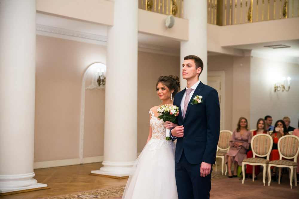 https://svadebnaya-fotosemka.ru/