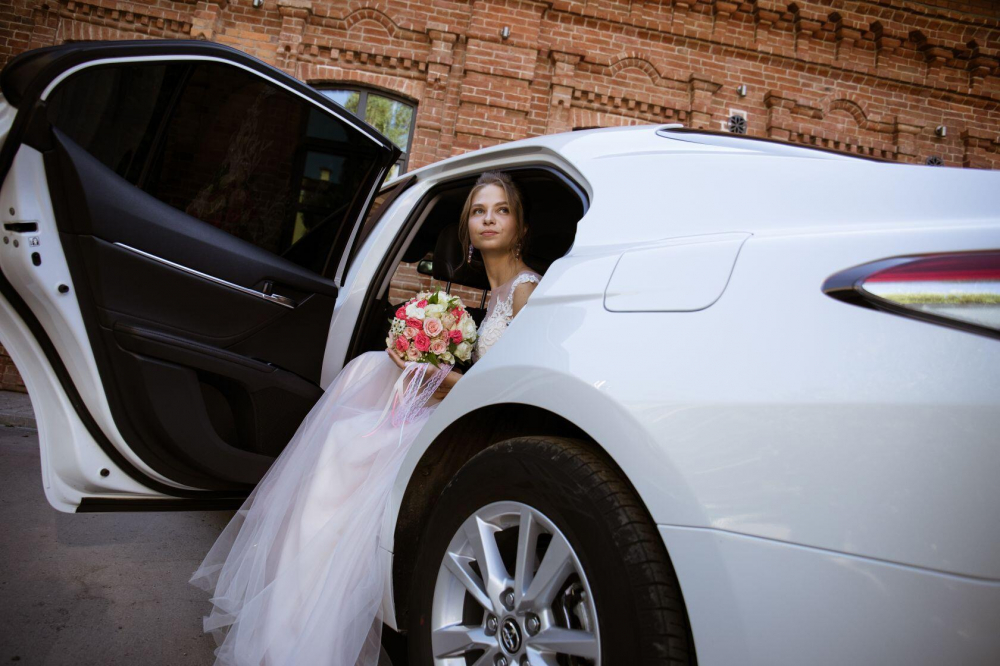 Фотограф для любящих сердец-Ваш свадебный фотограф в Волгограде Андрей Данцев и красивые кадры самого счастливого дня.