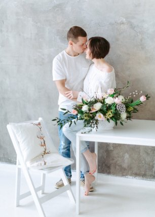 Нежная фотосессия в честь годовщины свадьбы