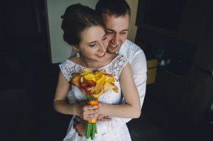 Букет с желтыми каллами