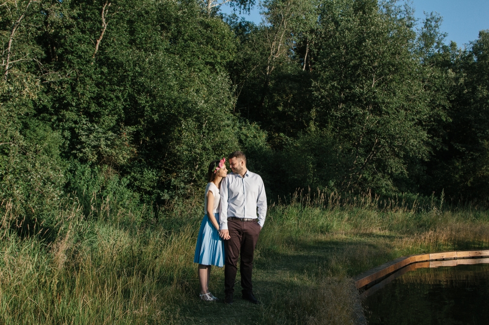 Предсвадебная прогулка на природе