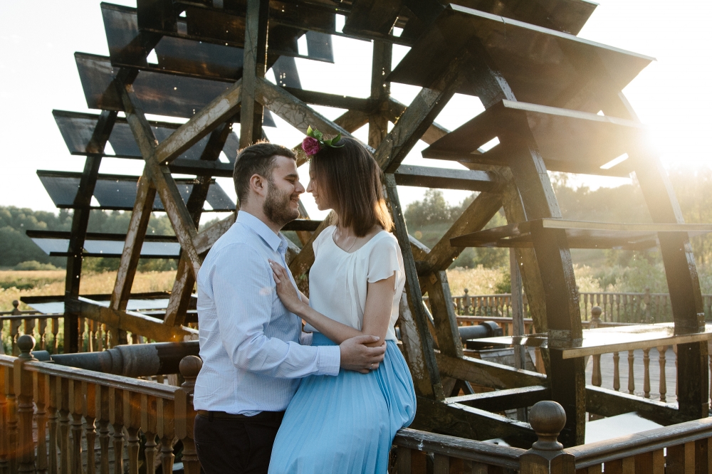 Предсвадебная прогулка на природе