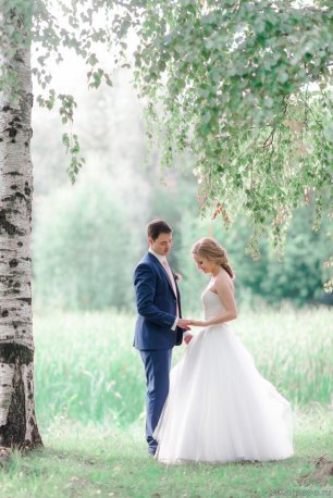 Летняя фотосессия в березовой роще