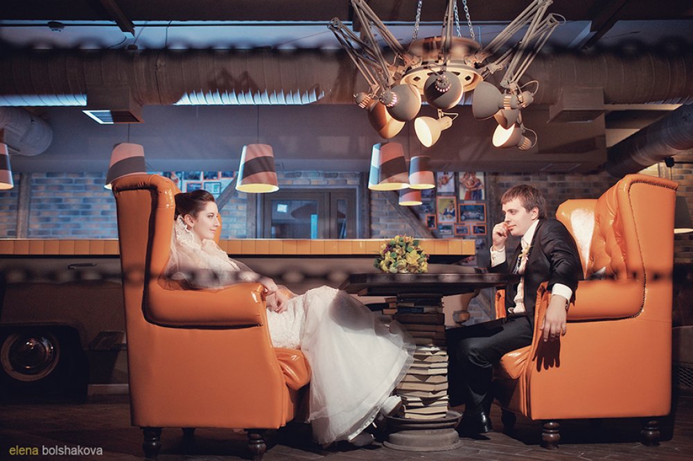 Молодожены