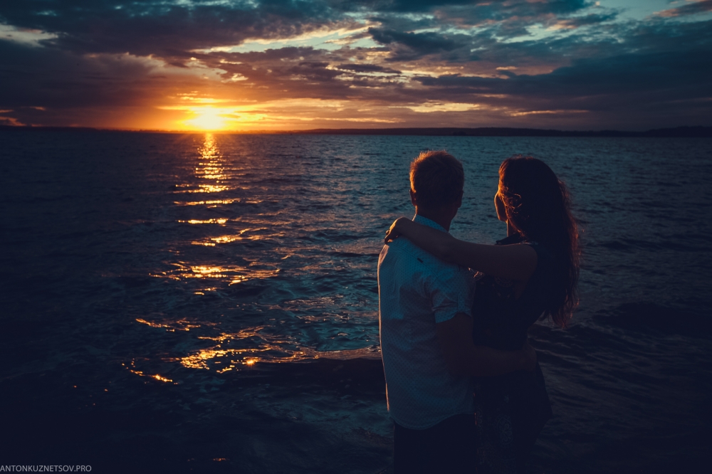 
Свадебный & lovestory фотограф в Минске и Москве.

Создаю волшебные, солнечные и жизнерадостные моменты жизни вместе с вами :)

Тел/Viber/WhatsApp: +375 29 649-10-31 

http://antonkuznetsov.pro 