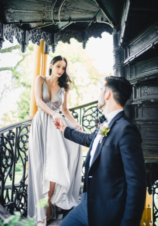 свадебное платье в стиле casual, декор свадьбы КИРИЛЛ КАЛЯКИН