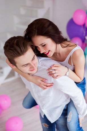 Лав стори в студии с воздушными шарами