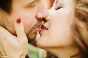 Нужен лишь поцелуй...