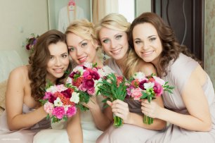 Подружки невесты в лиловом
