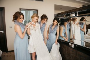 Утро невесты с подругами