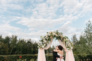 Выездная регистрация