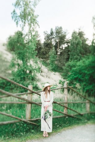 Невеста в шляпке