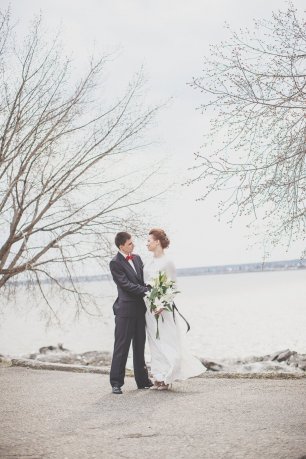 Осенняя фотосессия на берегу реки