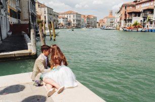 Жених и невеста в Венеции