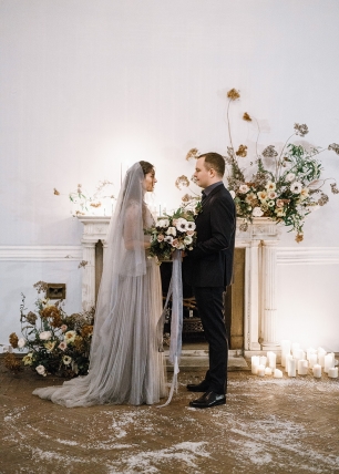 Выездная церемония при свечах