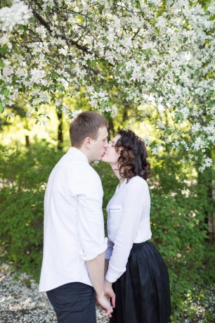 Прогулка в парке весной