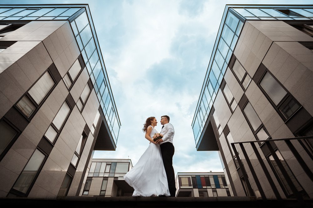 свадебный фотограф в Таллинне, швейцарии, испании, париже