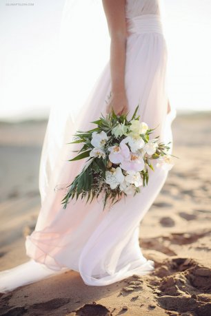 Букет с орхидеями