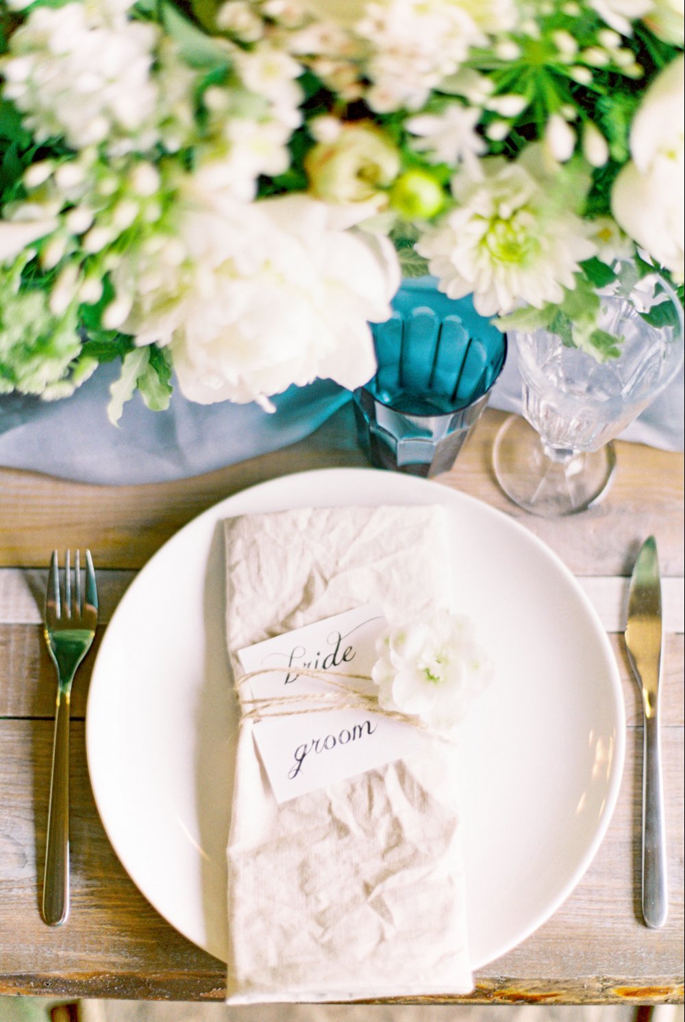 Мэри и Дэнни

фотограф на плёнку свадебный фотограф профессиональный фотограф в москве