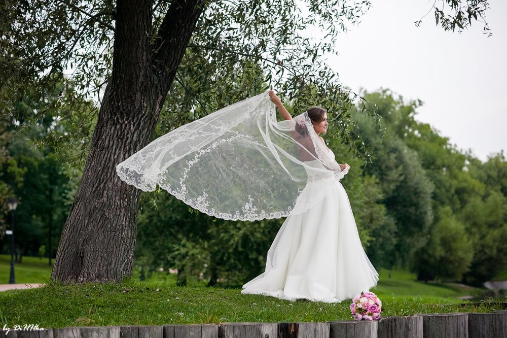 Бурилина Александра
http://dinnka.500px.com
+7 (916) 196-09-38