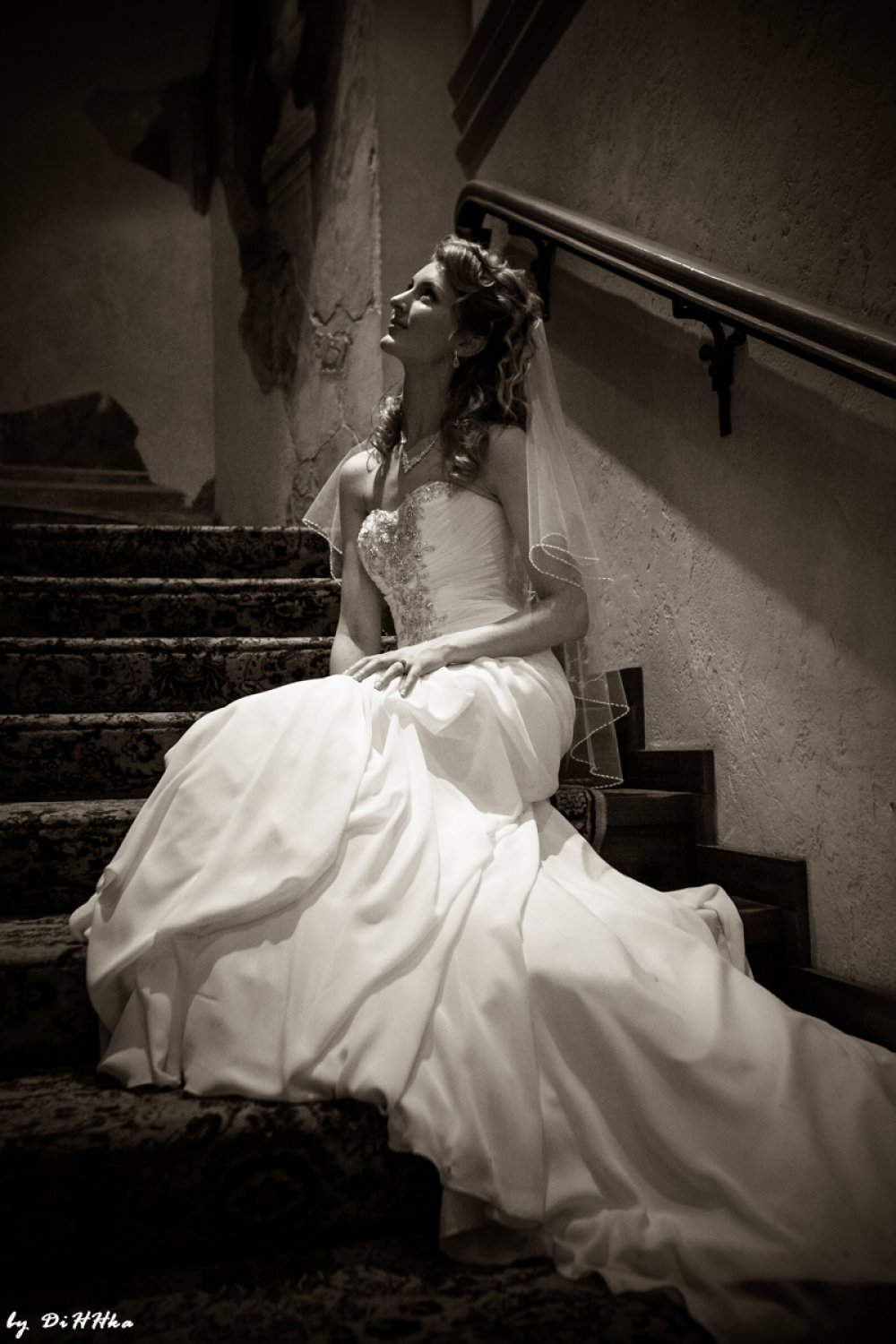 Бурилина Александра
http://dinnka.500px.com
+7 (916) 196-09-38