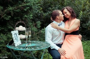 Милый ужин в парке