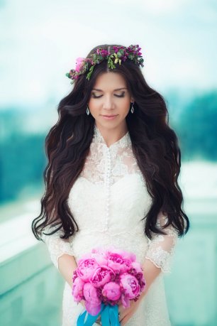 Яркий букет невесты