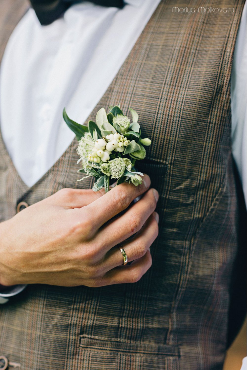 фотограф Нижний Новгород, свадебная съёмка, образ жениха,  бутоньерка жениха, аксессуары жениха