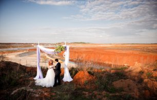 Свадебная церемония на природе