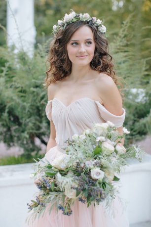 Нимфа в саду