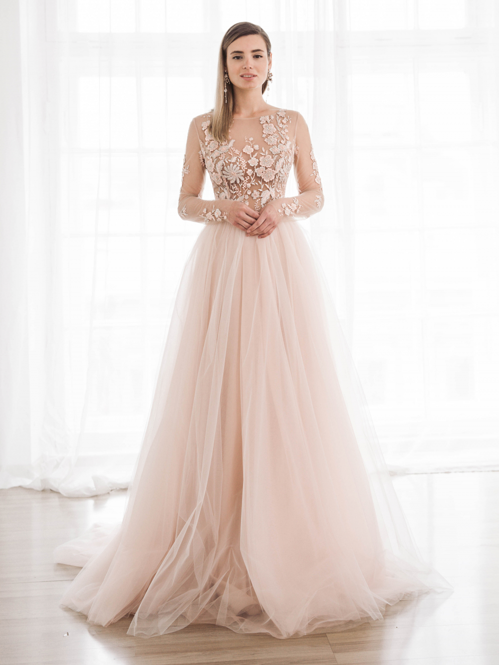 Свадебное платье Моник Флер
Узнайте подробнее об этой модели на нашем сайте:
https://www.vesnawedding.ru/katalog-svadebnyh-platev/..