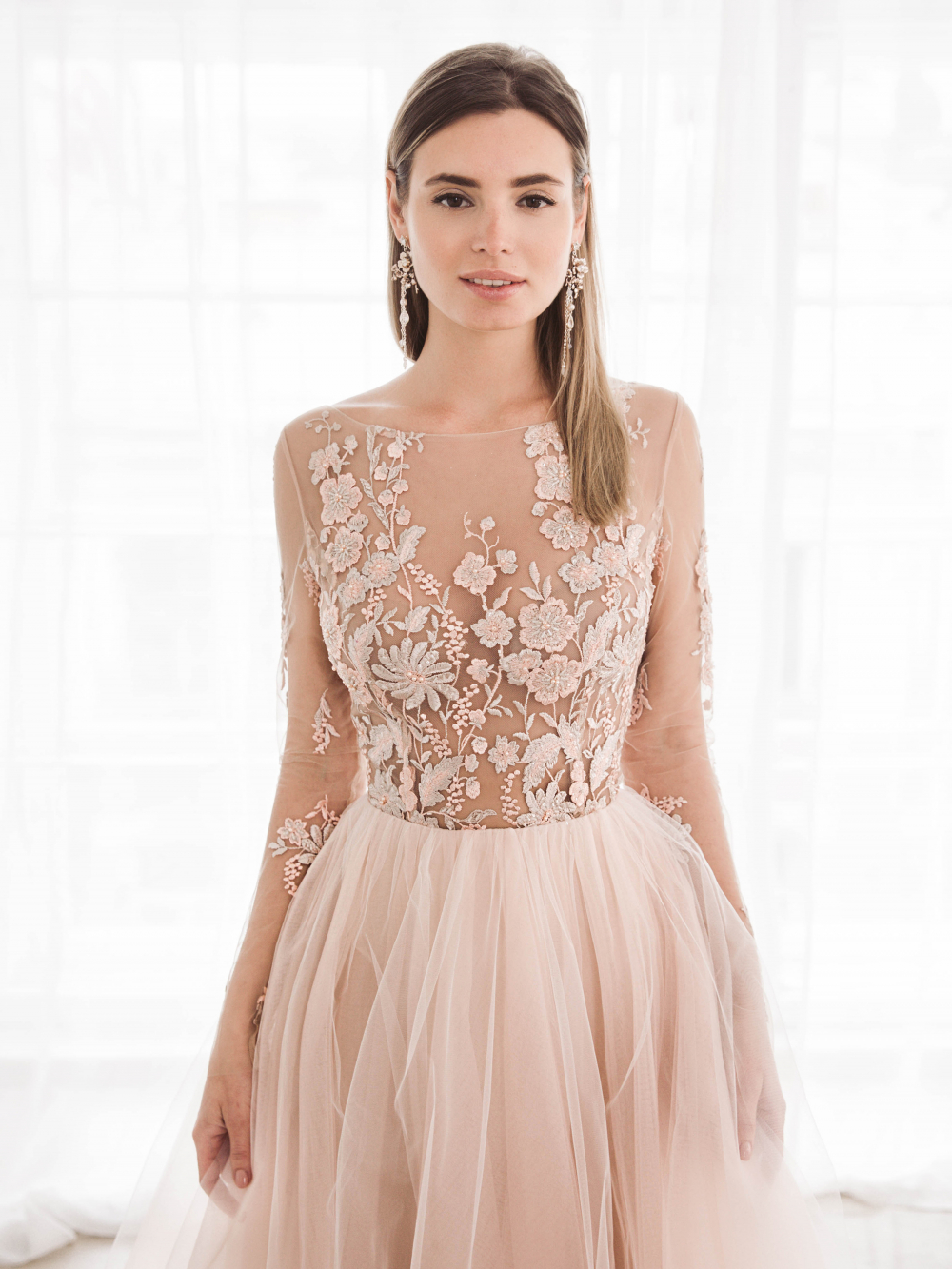 Свадебное платье Моник Флер
Узнайте подробнее об этой модели на нашем сайте:
https://www.vesnawedding.ru/katalog-svadebnyh-platev/..